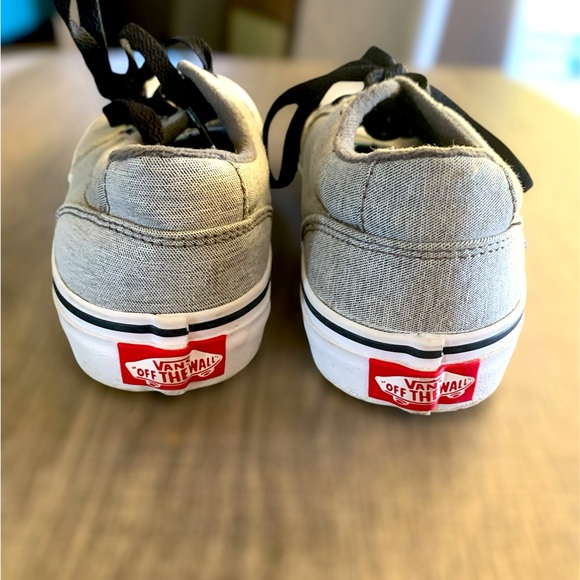 Boys Gray Vans size 3 NWOT - Picture 4 of 8